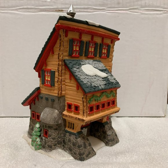 Dept 56 Elves Trade School, North Pole Christmas Village Lighted Building - 1995 - Picture 5 of 11
